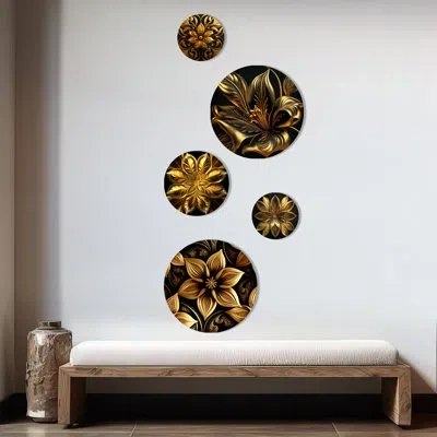 Design Art Golden Lily On Black Ii - Floral Lily Metal Wall Décor