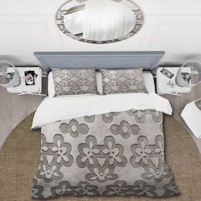 Design Art Gray Ornament Flowers - Modern Duvet Cover Set - Microfiber Polyester