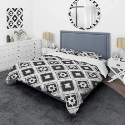 Design Art Grey Modern Trellis Ii - Modern Duvet Cover Set In White;gray