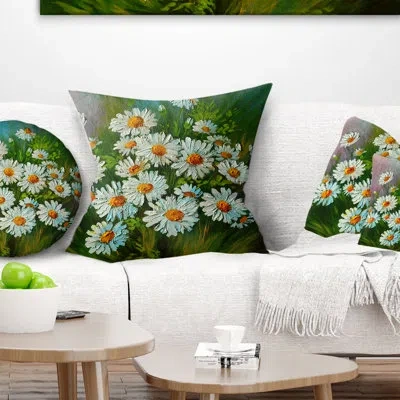 Design Art Heavily Textured Daisies Art - Floral Printed Pillow In White;green