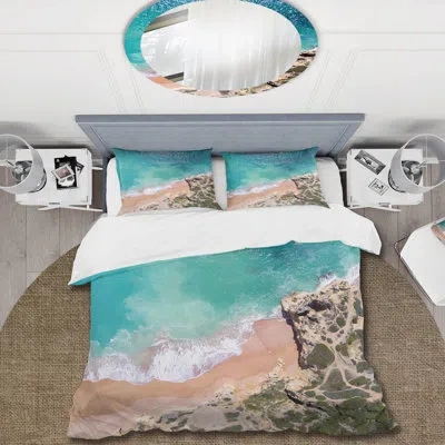 Design Art Igbinosa Turquoise/white Microfiber Duvet Cover Set In White;turquoise