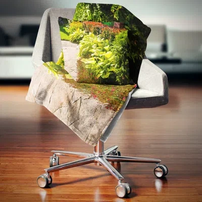Design Art Modern Green Garden Design - Landscape Printed Pillow