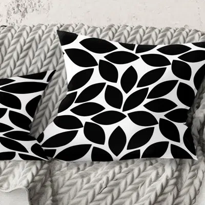 Design Art Monochrome Geometric Pattern Xii - Mid-century Modernprinted Throw Pillow In Black