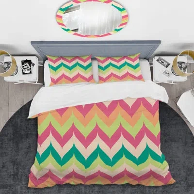Design Art Multicolor Edges Chevron - Abstract Duvet Cover Set - Microfiber Polyester In Green;pink