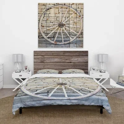 Design Art Old Vintage Broken Wood Wheel - Landscape Duvet Cover Set - Microfiber Polyester In White