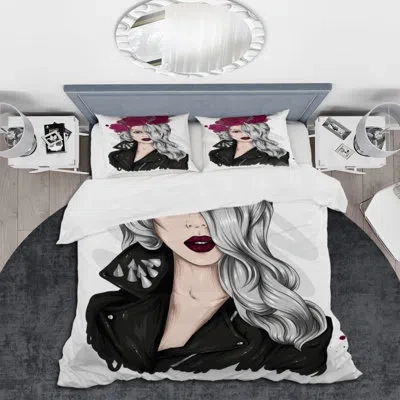 Design Art Portrait Of A Young Woman With Red Flower Wreath - Modern Duvet Cover Set - Microfiber Polyester