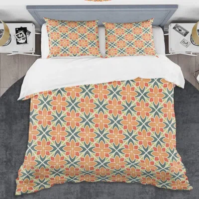 Design Art Retro Floral Iv Mid-century Duvet Cover Set In Orange