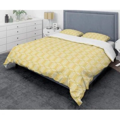 Design Art Retro Ornamental Iii Mid-century Duvet Cover Set In Yellow