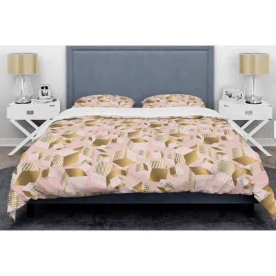 Design Art Rose Cubes Ii Mid-century Duvet Cover Set In Pink