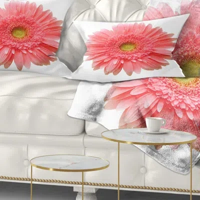 Design Art Single Daisy On White Background - Floral Printed Throw Pillow