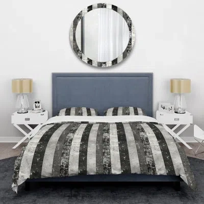Design Art Sparkling Grey Stripes - Glam Duvet Cover Set In Gray