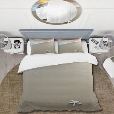 Design Art Starfish On A Beach - Nautical & Coastal Duvet Cover Set - Microfiber Polyester In Brown