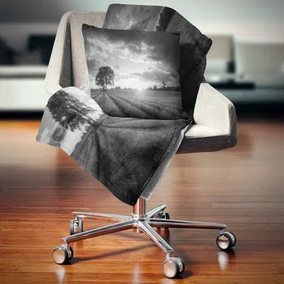 Design Art Stunning Sunset Over Lavender Fields - Floral Printed Pillow In Black,white
