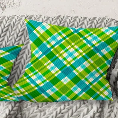 Design Art Tartan Geometrical Texture Ii - Mid-century Modern Printed Throw Pillow In Green
