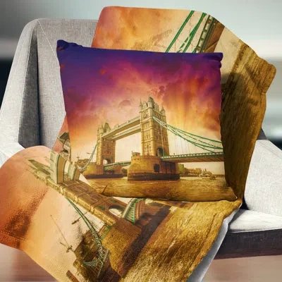 Design Art Tower Bridge In Its Magnificence - Cityscape Printed Pillow