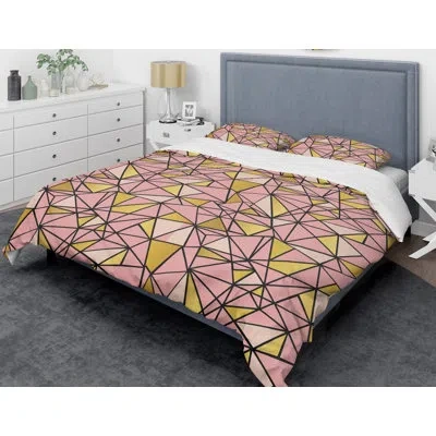 Design Art Triangular Ii Mid-century Duvet Cover Set In Pink