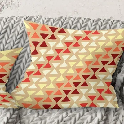 Design Art Triangular Retro Design Ix - Mid-century Modernprinted Throw Pillow In Gold