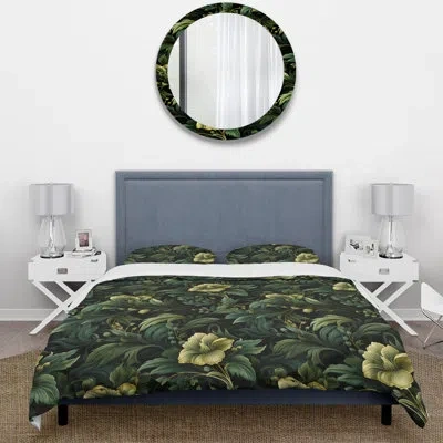 Design Art Victorian Stealth Flowers  Iv Bedding In Green