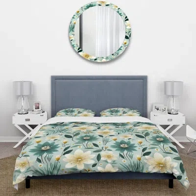 Design Art Vintage Romance Green Marvel Blooms - Floral Duvet Cover Set In Green;beige