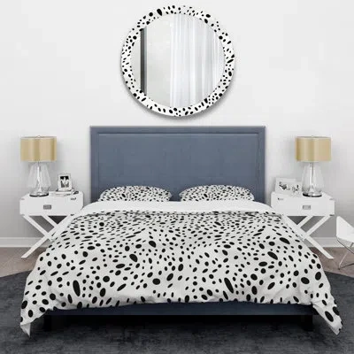 Design Art White And Black Snow Leopard Spots Iii Duvet Cover Set In Black;white