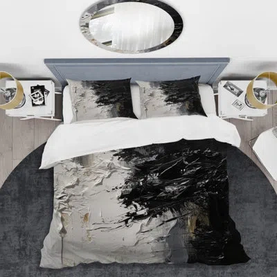 Design Art White And Black Tranquility Unleashed Ii Beddingmicrofiber / Polyester Duvet Cover Set In Black;white