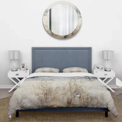 Design Art Winter Meadow View Calmness I - Landscapes Duvet Cover Set - Microfiber Polyester In White;gray