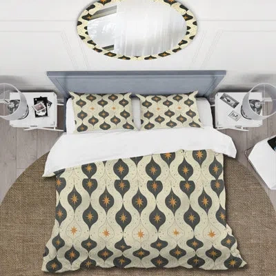 Design Art Yellow Black Quatrefoil Elegance I - Midcentury Duvet Cover Set In Black;yellow