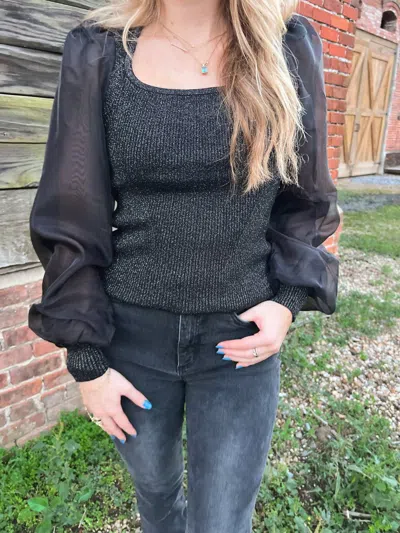 Design History Arabella Top In Black In Gray