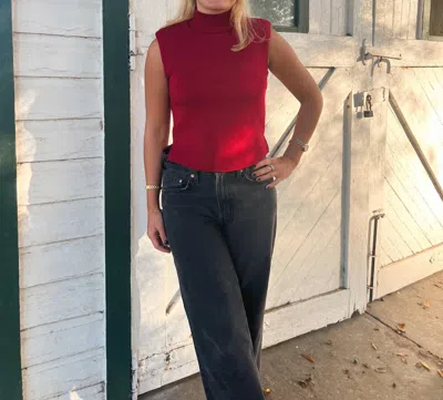 Design History Ibis Mock Neck Sleeveless Top In Pomegranate In Red