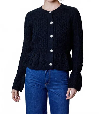 Design History Janine Sweater In Black