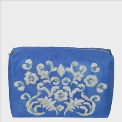 Designers Guild Isolotto Cobalt Large Wash Bag In Blue