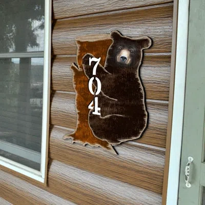 Designocracy Bear On The Stoop Wall Mount