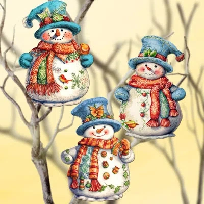 Designocracy Clip-on Ornaments Collection  Holiday Shaped Ornament