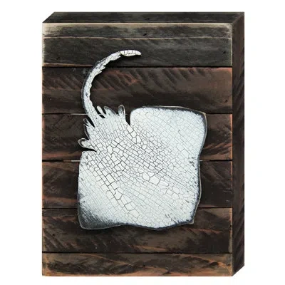 Designocracy Coastal Stingray Vintage Board Wall Décor In Brown;white
