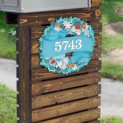Designocracy Coastal Wreath Wall Mount
