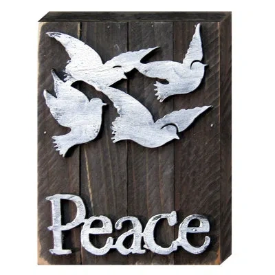 Designocracy Doves Rustic Wooden Wall Décor In White