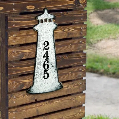 Designocracy Lighthouse Wall Mount