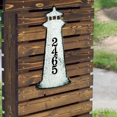 Designocracy Lighthouse Wall Mount