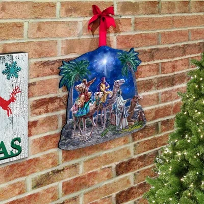 Designocracy The Magic Of Three Kings Wall And Door Hanger