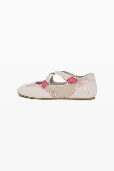 Desigual Ballerina Mesh Logo In Neutral
