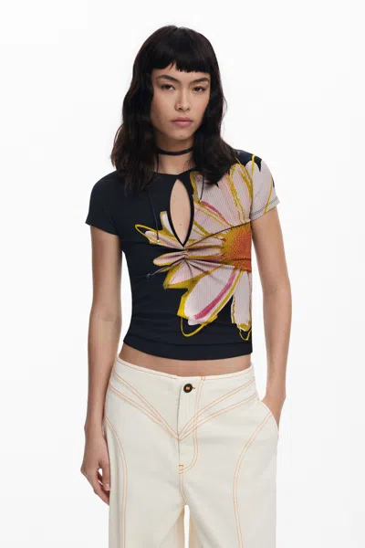 Desigual Short-sleeve Floral T-shirt With Opening In Black