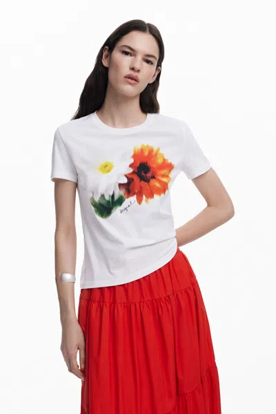 Desigual ぼかし花柄のtシャツ In White