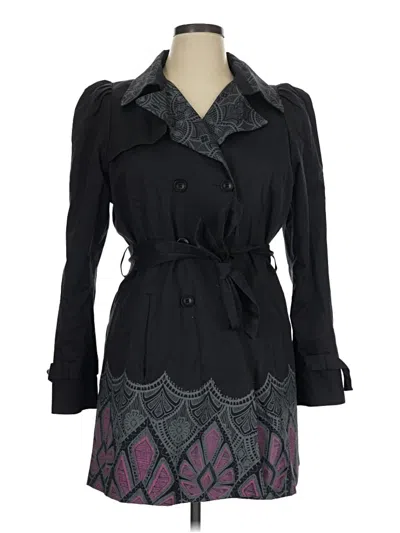 Pre-owned Desigual Trenchcoat In Black