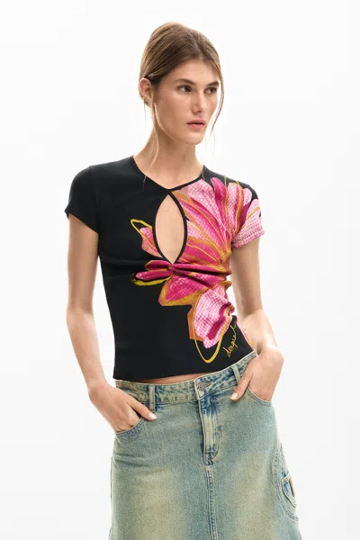 Desigual T-shirt Opening Flower In Black