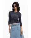 Desigual I Love  T-shirt In Gray