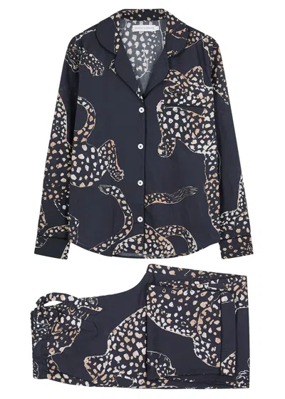 Desmond & Dempsey The Jag Printed Cotton Pyjama Set In Navy