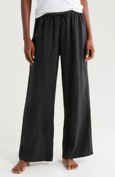 Desmond & Dempsey Linen Flare Pajama Pants In Black