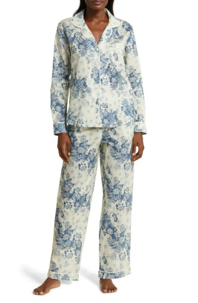 Desmond & Dempsey Long Sleeve Cotton Pyjamas In Blue