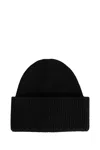 Destin Wool-blend Ribbed Beanie In Black