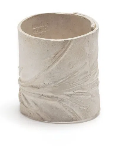 Detaj Wrap Around Cast Ring In White